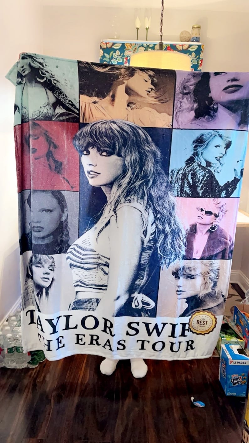 Swifties Inspired Blanket Quilt | Taylor Fans Gift | Taylor Room Decor | Swifties Gifts 1705TLB11